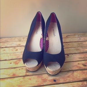 Wet seal open toed Black Wedges